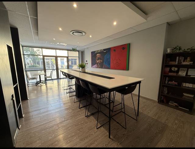 551M² OFFICE TO LET IN ROSEBANK